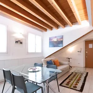 Mansarda Cola Appartamento Milano