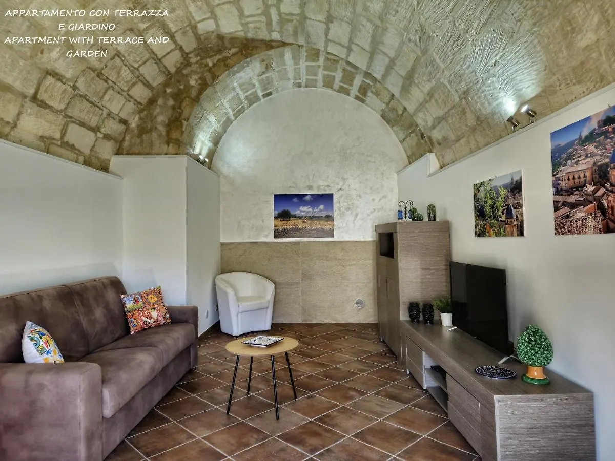Il Giardino Sulla Valle Ragusa 0*,  Olaszország